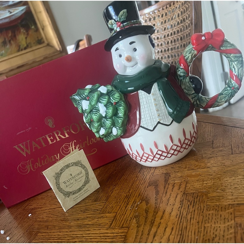 Waterford Holiday Heirlooms jolly plaid snowman teapot